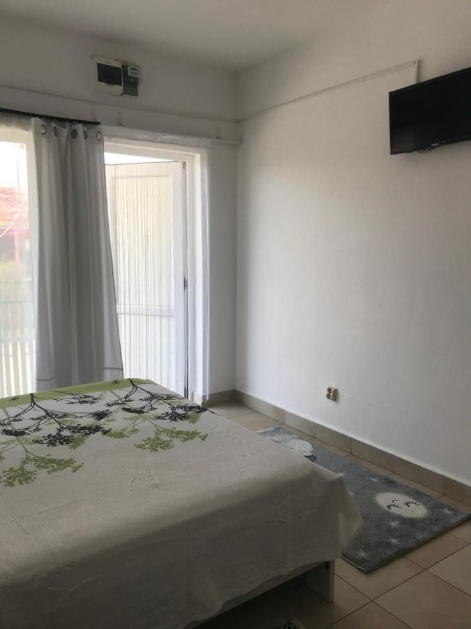 Pensiunea Scoika Steaguri Neptun Bagian luar foto