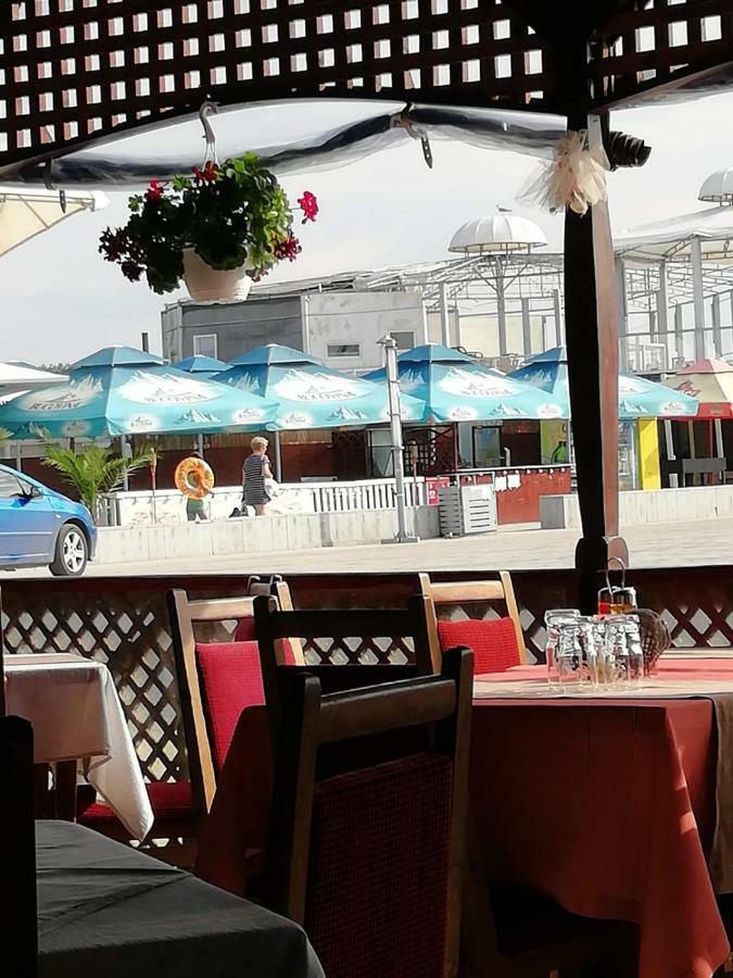 Pensiunea Scoika Steaguri Neptun Bagian luar foto